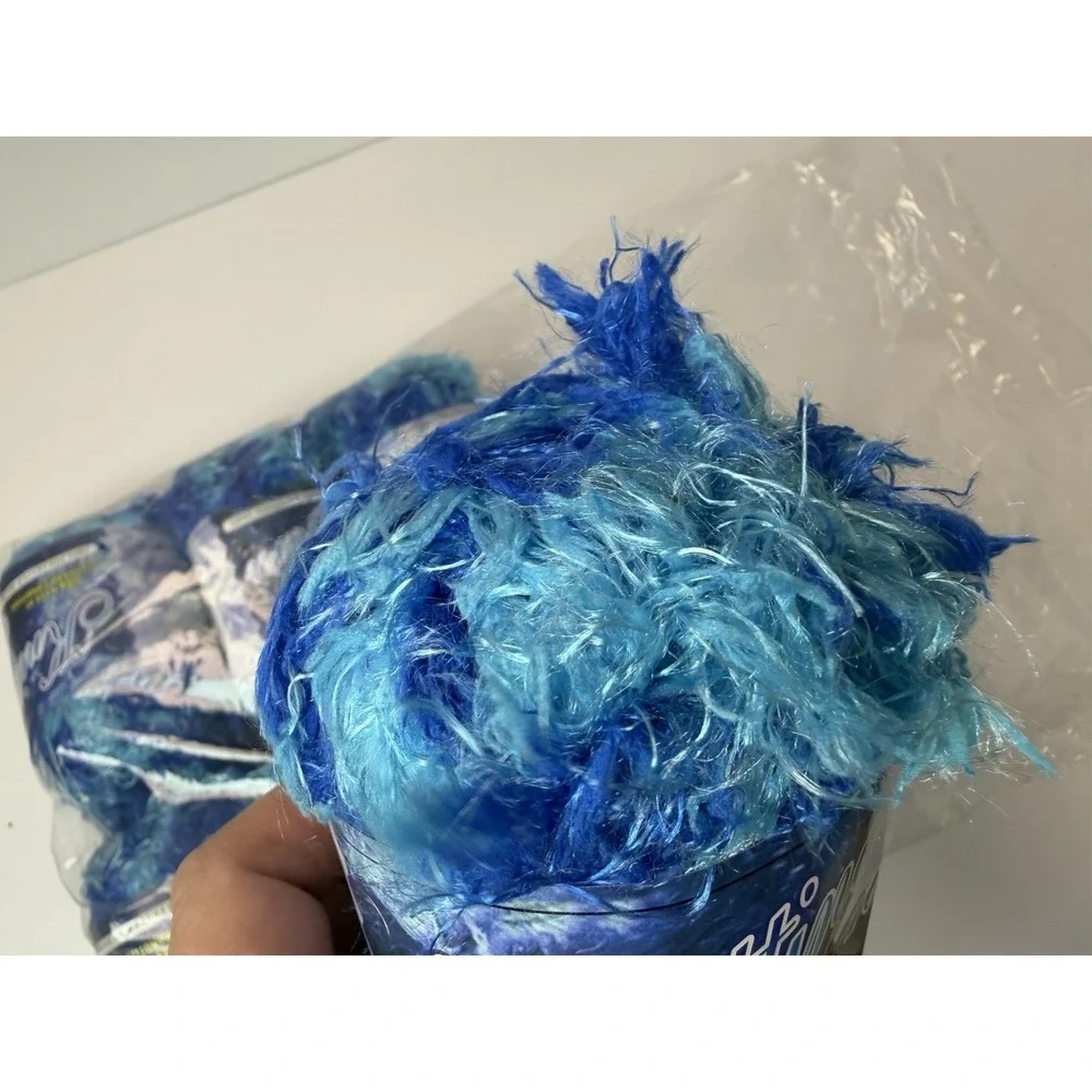 N/A knitting yarn